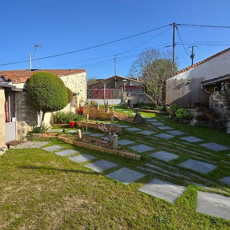 Les Chambres De La Forge Des Collines Les Herbiers Exterior photo