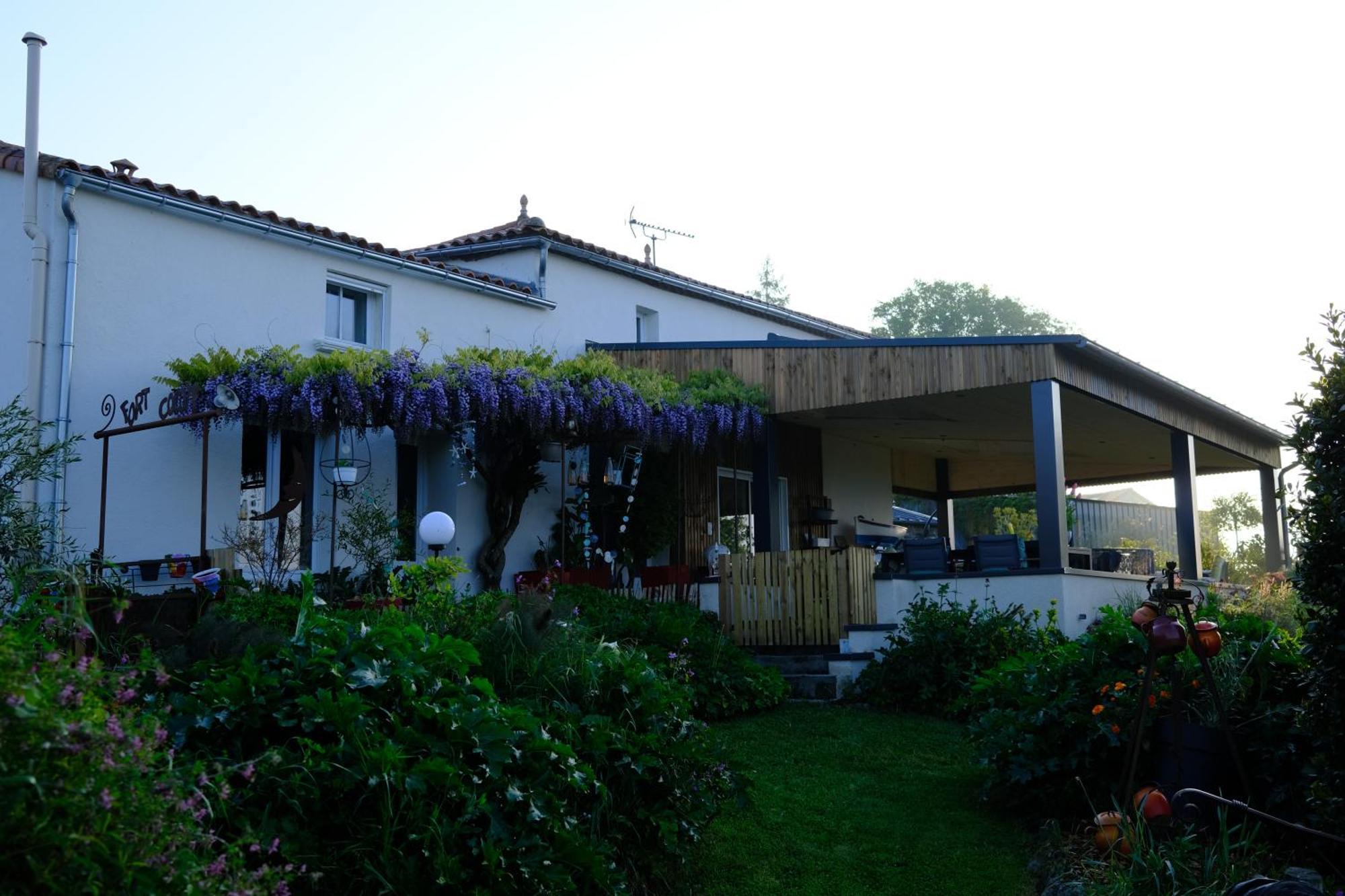 Les Chambres De La Forge Des Collines Les Herbiers Exterior photo